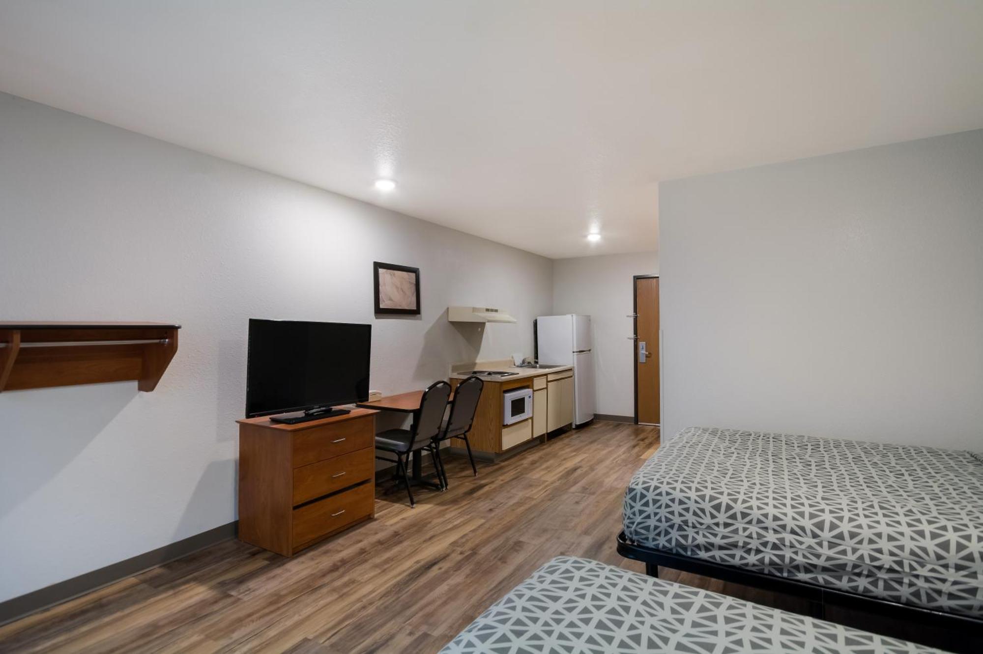 Woodspring Suites Lexington Southeast Экстерьер фото